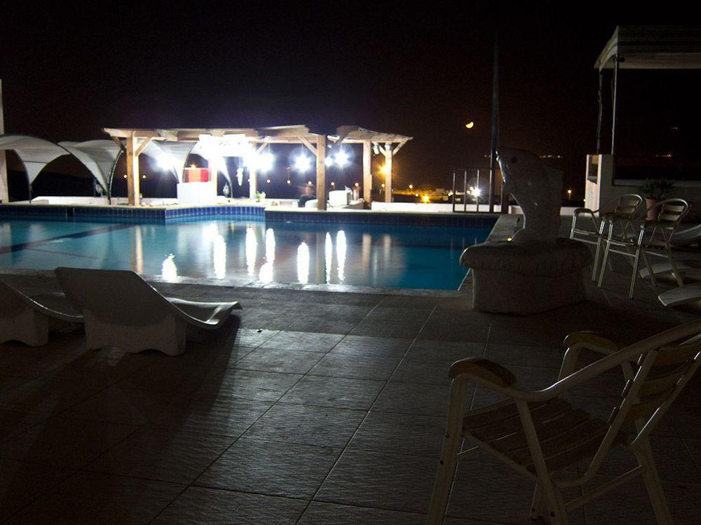 Aqaba Adventure Divers Resort & Dive Center Buitenkant foto
